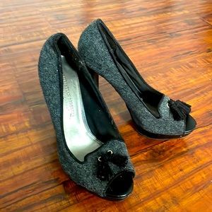 Black high heels woman’s shoes